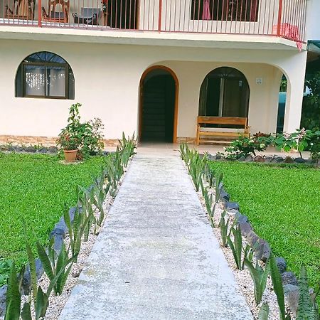 La FortunaAlinas House公寓 外观 照片